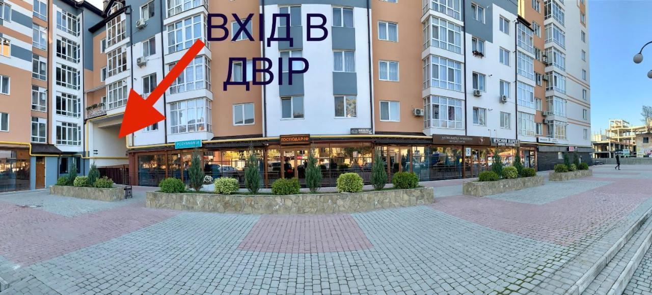 Apartment Premium In Center Ivano-Frankivsk Luaran gambar